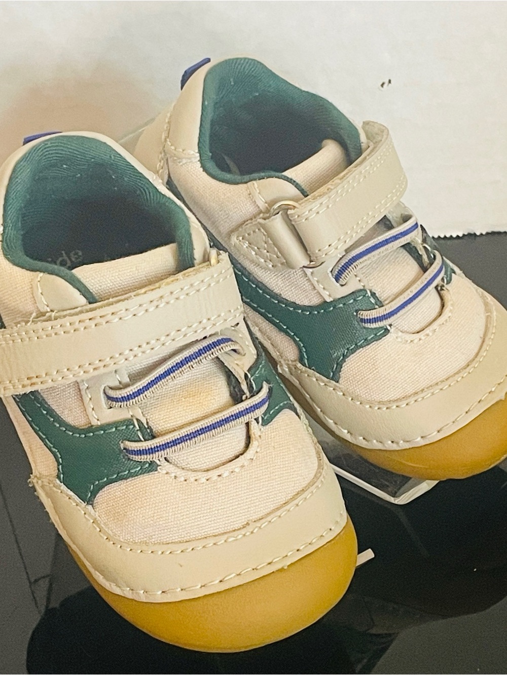 Stride Rite Boys Kylin Leather Sneakers 5 
MGrey/Green Soft Motion Strap Sports